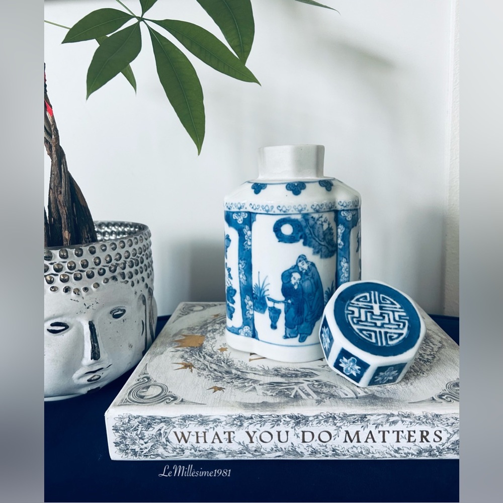 Chinese Blue & White Hand-Crafted Ceramic Lidded Canister 8"